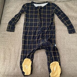 Posh peanut zippered one piece in vintage black